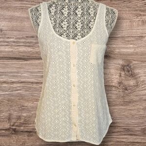 Kirra Off White eyelet fabric sleevesless top